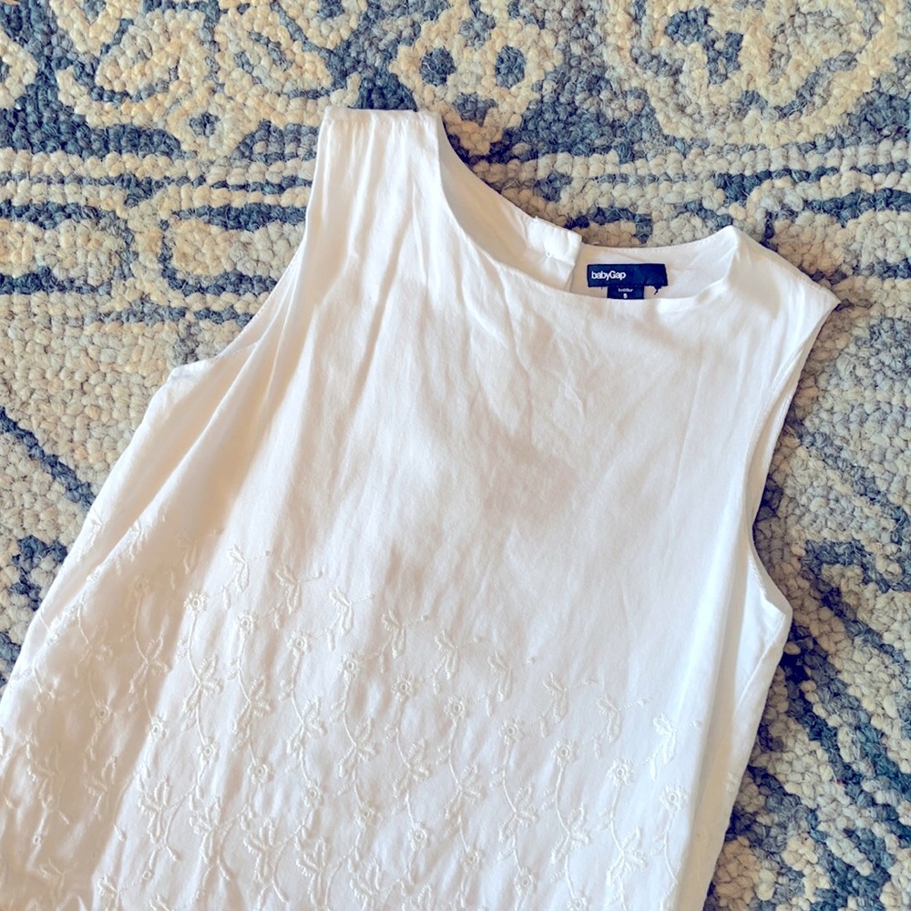 Baby Gap Cute White Eyelet Dress